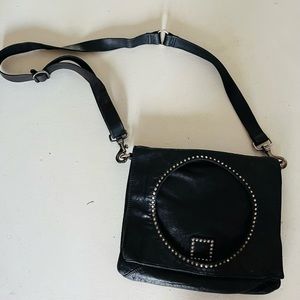Campomaggi black leather sling bag